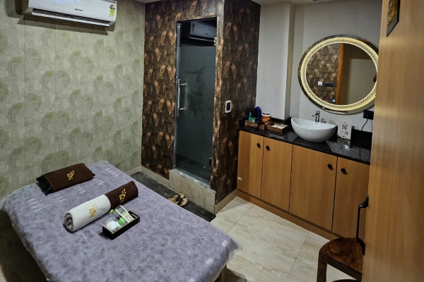 Pyrites Spa Delhi